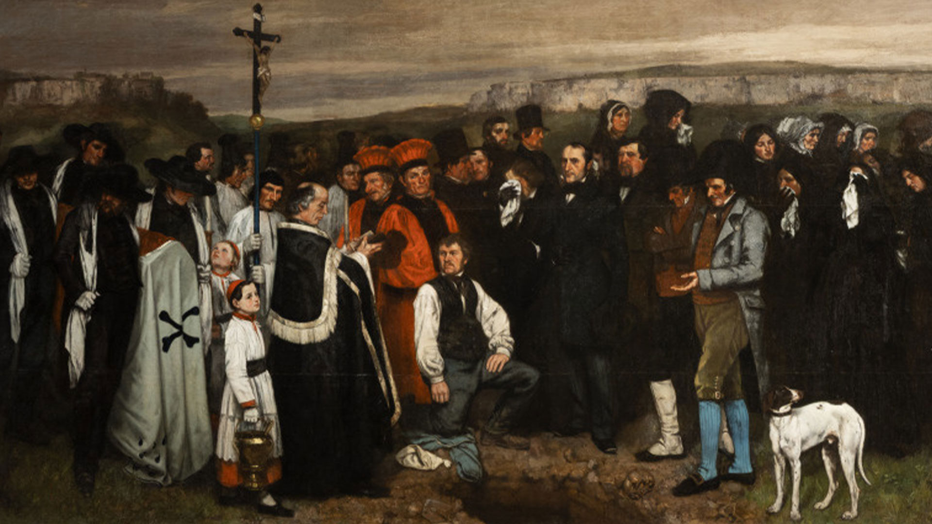 Peinture ’Un enterrement à Ornans’ de Gustave Courbet, représentant une foule endeuillée lors d’une cérémonie funèbre avec une croix et un chien blanc.